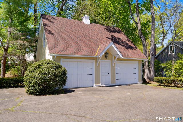 462 Riverside Avenue, Westport, CT 06880