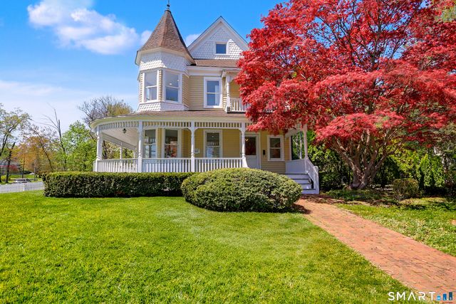 462 Riverside Avenue, Westport, CT 06880