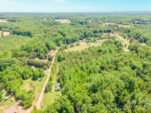 435 Wal Hollow Lane, Mooresville, NC 28115