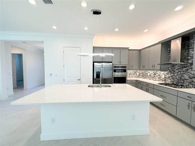 3392 ACACIA BAY AVENUE, Wesley Chapel, FL 33543