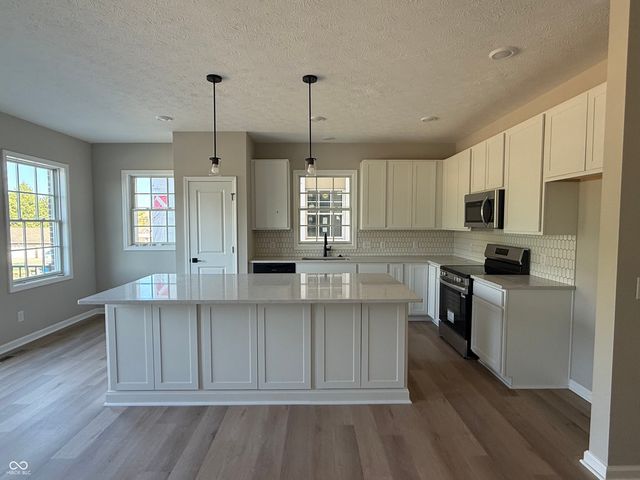 5740 Birtz Road, Lawrence, IN 46216