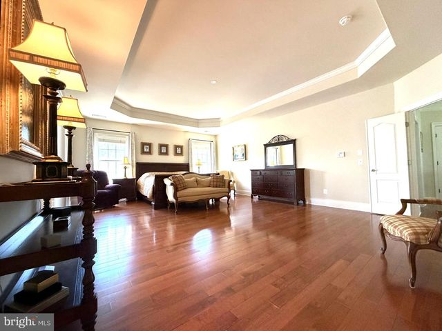 7205 ENTERPRISE AVE, Mclean, VA 22101