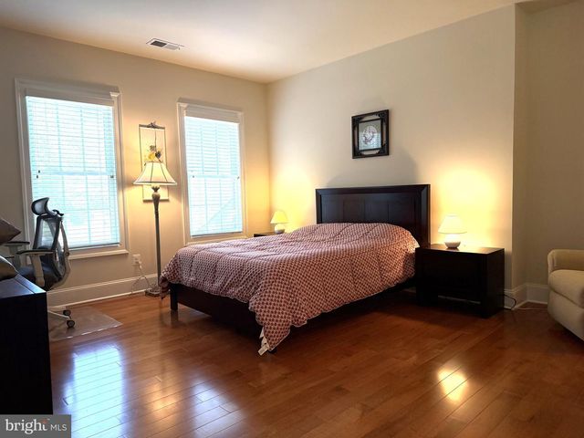 7205 ENTERPRISE AVE, Mclean, VA 22101