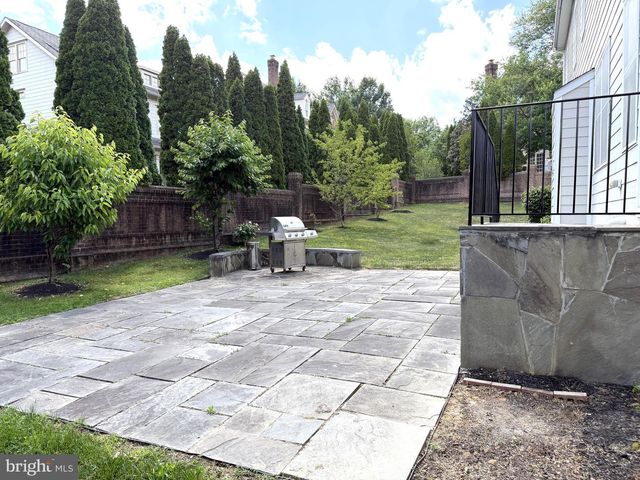 7205 ENTERPRISE AVE, Mclean, VA 22101