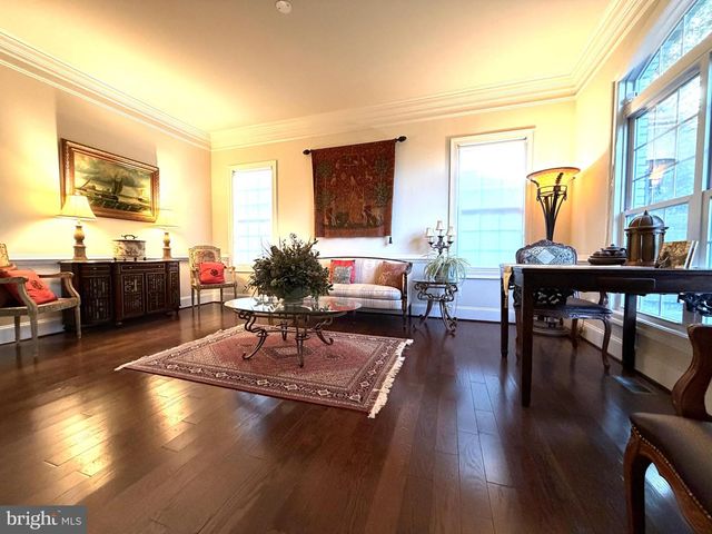 7205 ENTERPRISE AVE, Mclean, VA 22101