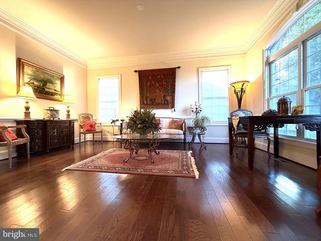 7205 ENTERPRISE AVE, Mclean, VA 22101