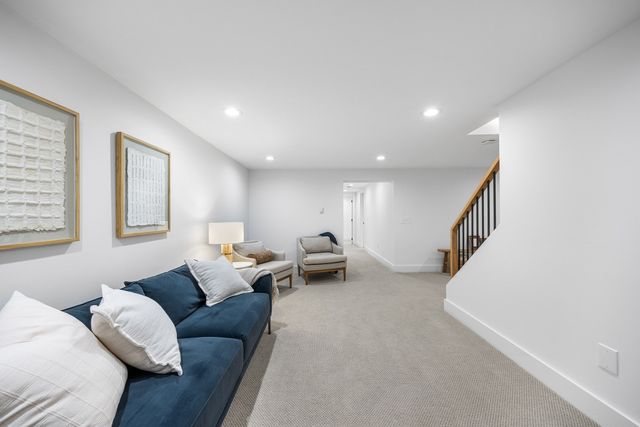 192 Westboro Rd, Upton, MA 01568