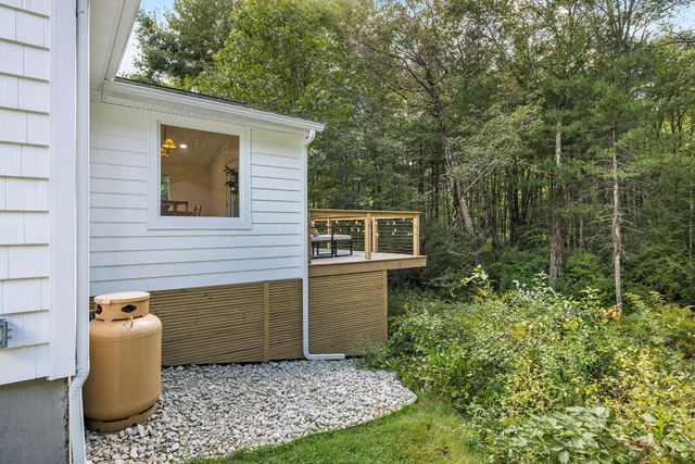 192 Westboro Rd, Upton, MA 01568