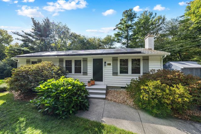 192 Westboro Rd, Upton, MA 01568