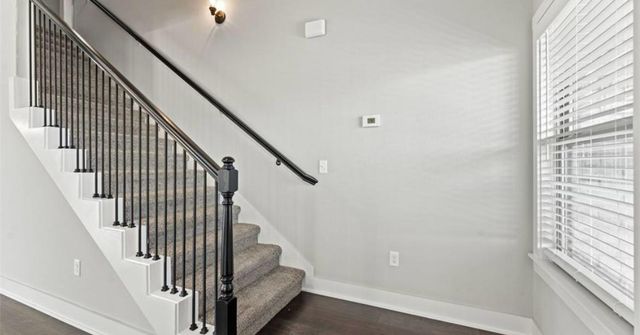 811 Ann Place, Centerton, AR 72719
