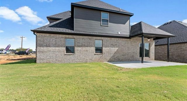 811 Ann Place, Centerton, AR 72719
