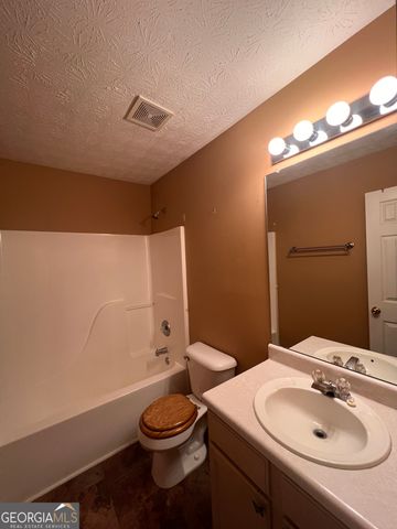 8108 Clearview Circle, Riverdale, GA 30296