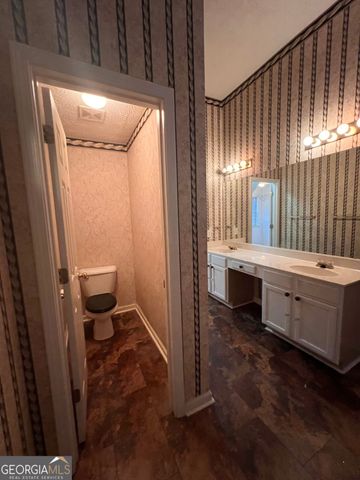 8108 Clearview Circle, Riverdale, GA 30296