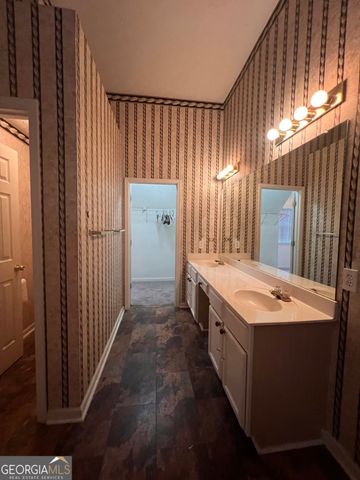 8108 Clearview Circle, Riverdale, GA 30296