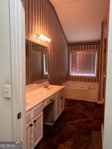 8108 Clearview Circle, Riverdale, GA 30296