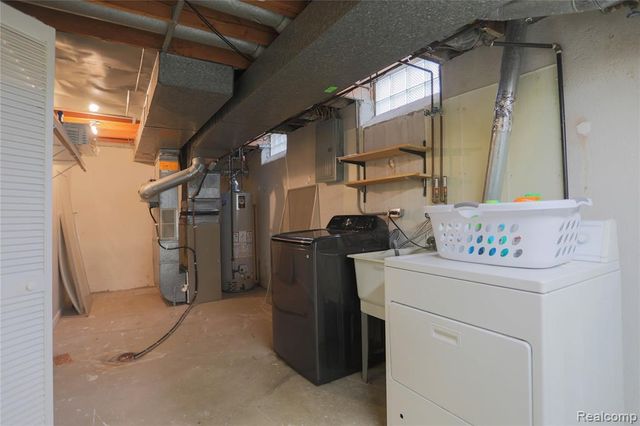 20720 Meier Road, Saint Clair Shores, MI 48081