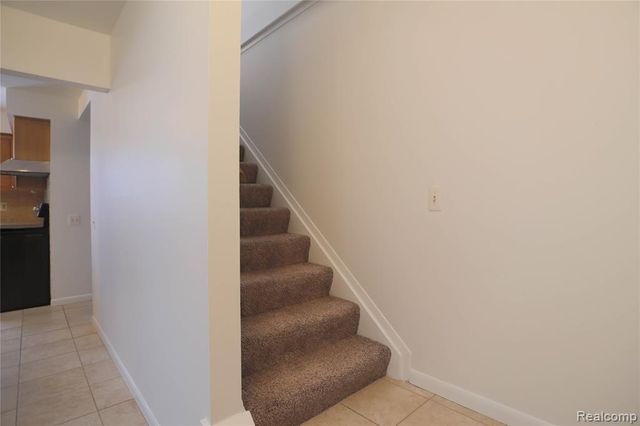 20720 Meier Road, Saint Clair Shores, MI 48081