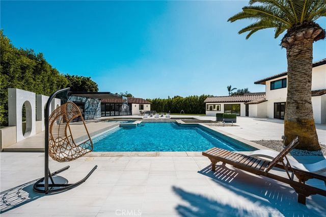 10282 OLD LAMPLIGHTER Lane, Villa Park, CA 92861