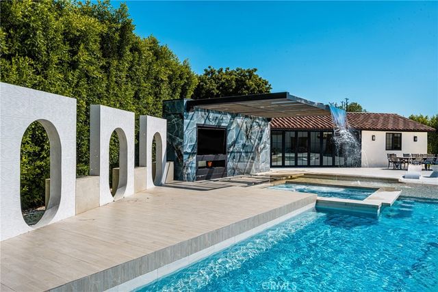 10282 OLD LAMPLIGHTER Lane, Villa Park, CA 92861