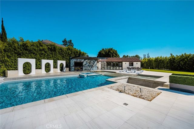 10282 OLD LAMPLIGHTER Lane, Villa Park, CA 92861