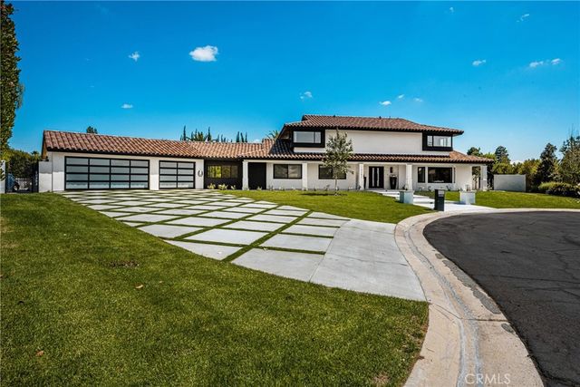 10282 OLD LAMPLIGHTER Lane, Villa Park, CA 92861