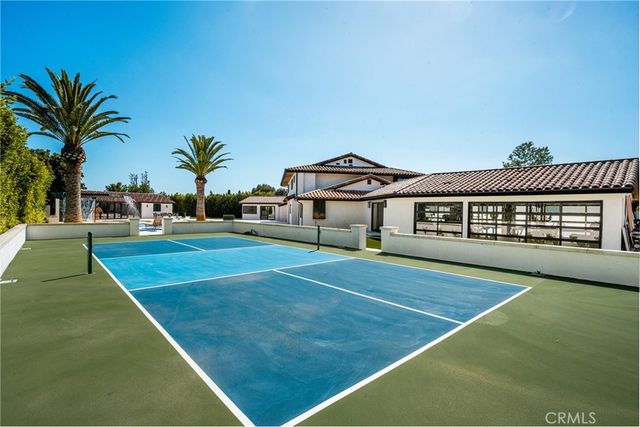 10282 OLD LAMPLIGHTER Lane, Villa Park, CA 92861