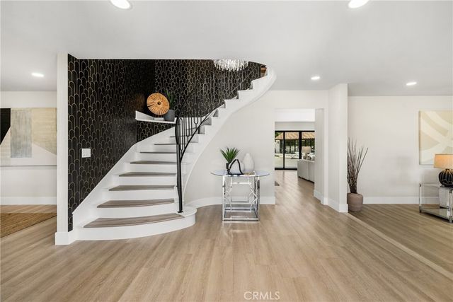 10282 OLD LAMPLIGHTER Lane, Villa Park, CA 92861