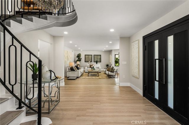 10282 OLD LAMPLIGHTER Lane, Villa Park, CA 92861