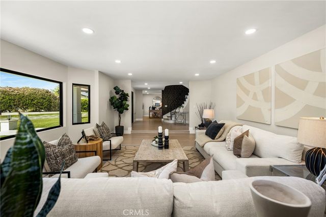 10282 OLD LAMPLIGHTER Lane, Villa Park, CA 92861