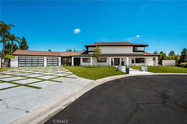 10282 OLD LAMPLIGHTER Lane, Villa Park, CA 92861