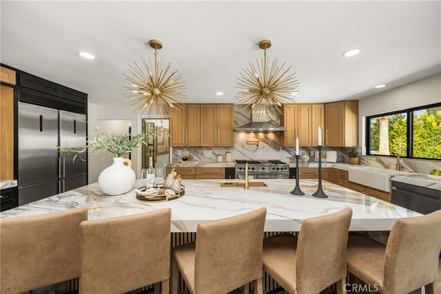 10282 OLD LAMPLIGHTER Lane, Villa Park, CA 92861