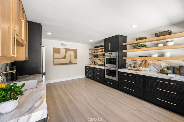 10282 OLD LAMPLIGHTER Lane, Villa Park, CA 92861