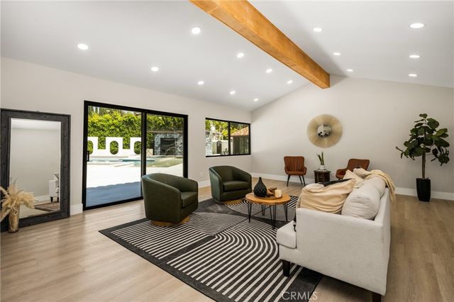 10282 OLD LAMPLIGHTER Lane, Villa Park, CA 92861