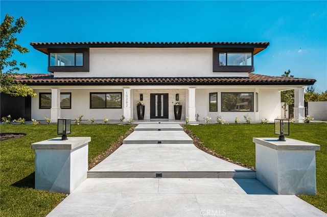 10282 OLD LAMPLIGHTER Lane, Villa Park, CA 92861