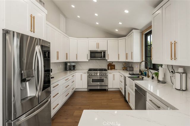 10282 OLD LAMPLIGHTER Lane, Villa Park, CA 92861
