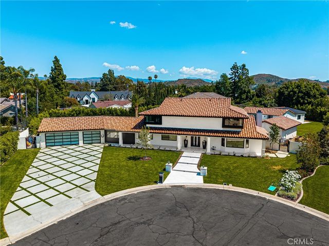 10282 OLD LAMPLIGHTER Lane, Villa Park, CA 92861