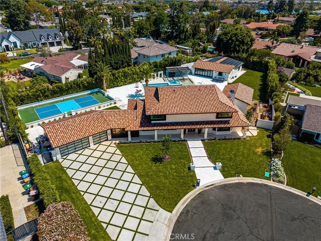 10282 OLD LAMPLIGHTER Lane, Villa Park, CA 92861