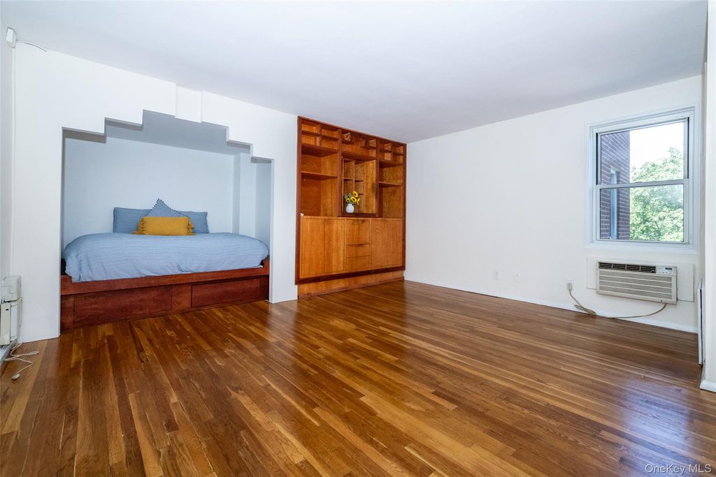 611 Palmer Road 4Y, Yonkers, NY 10701 — photo 5