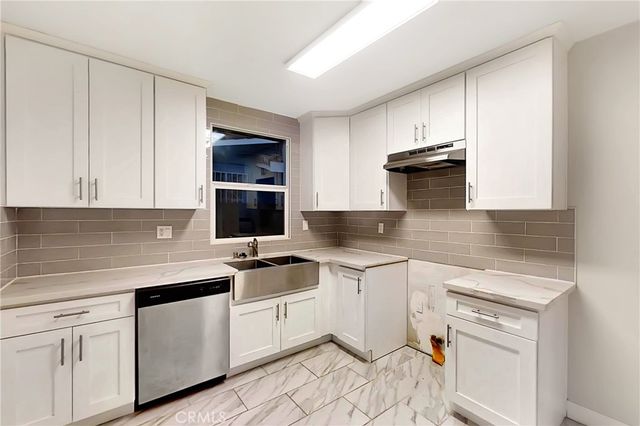 727 W 53rd Street, Los Angeles, CA 90037