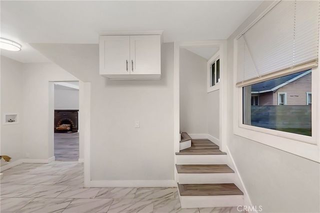 727 W 53rd Street, Los Angeles, CA 90037