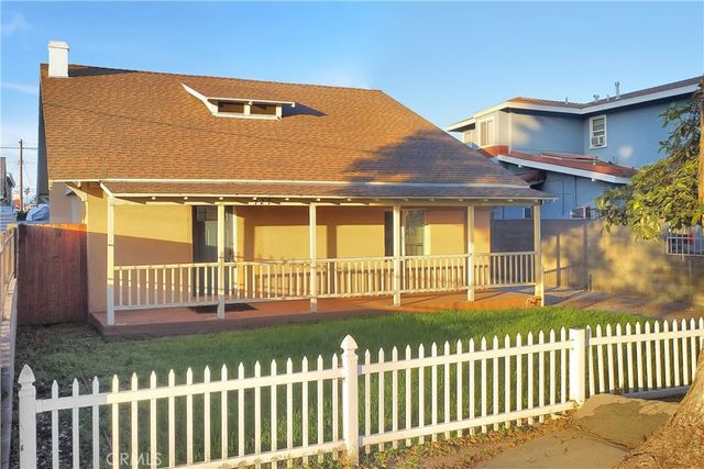 727 W 53rd Street, Los Angeles, CA 90037