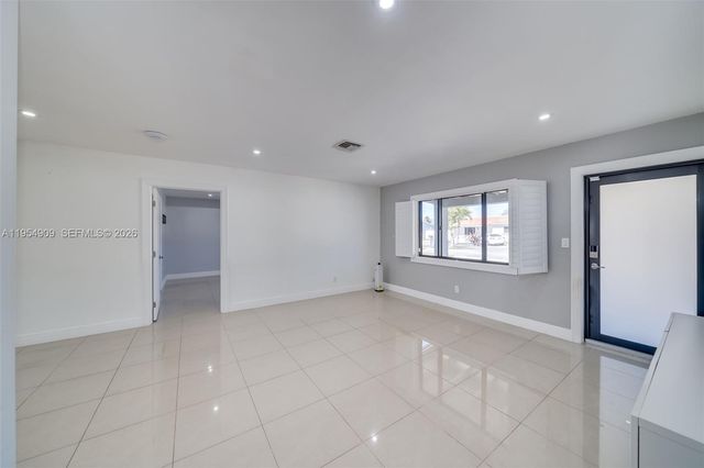 11800 SW 35th Street, Miami, FL 33175