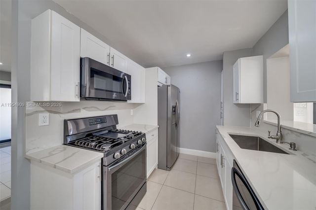 11800 SW 35th Street, Miami, FL 33175