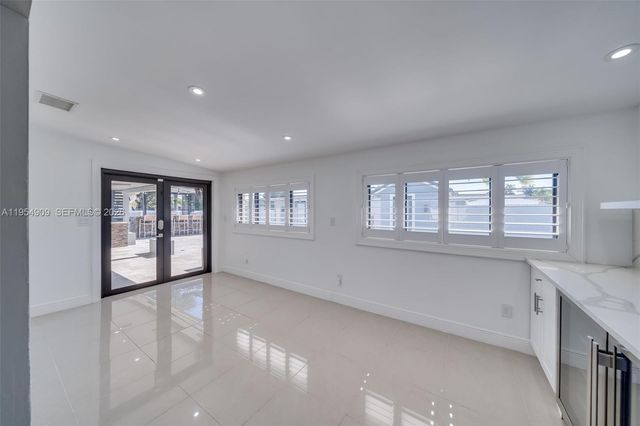 11800 SW 35th Street, Miami, FL 33175