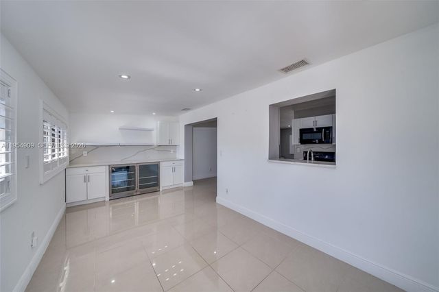 11800 SW 35th Street, Miami, FL 33175