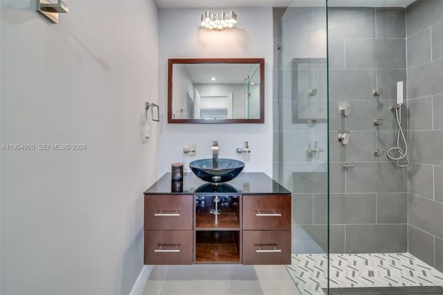 11800 SW 35th Street, Miami, FL 33175