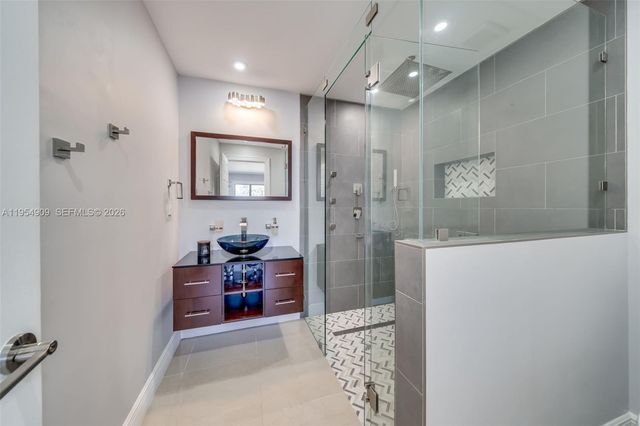 11800 SW 35th Street, Miami, FL 33175