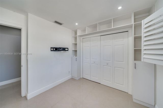 11800 SW 35th Street, Miami, FL 33175