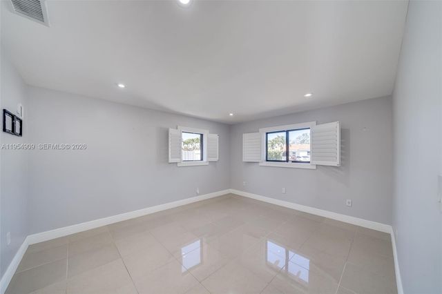 11800 SW 35th Street, Miami, FL 33175