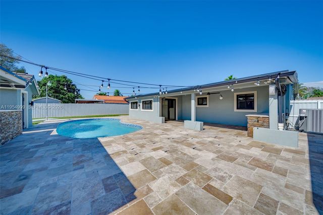 11800 SW 35th Street, Miami, FL 33175